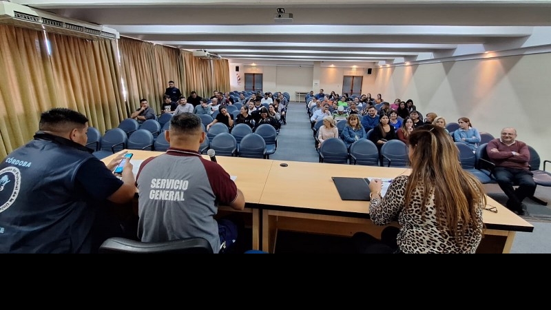 Asamblea Nodocente de Base en Facultad Regional Córdoba