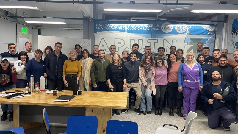 Asamblea Nodocente de base en INSPT 