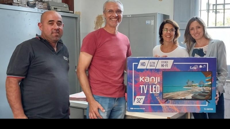 APUTN entregó el Smart TV por su 40° Aniversario en Concepción del Uruguay