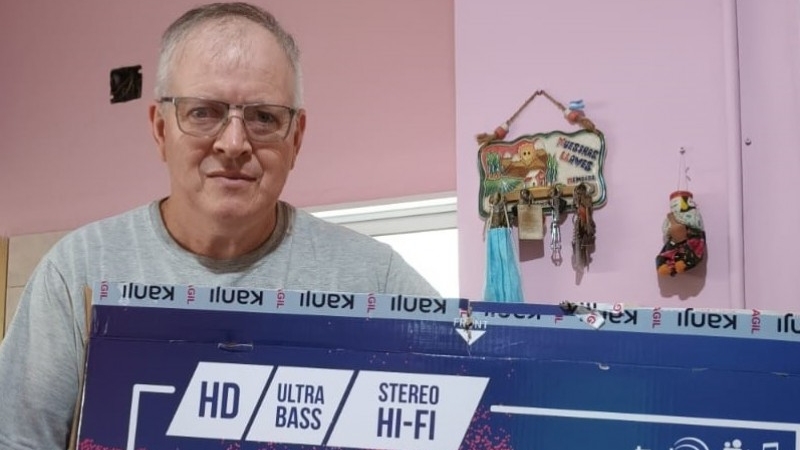 APUTN entregó el Smart TV por su 40° Aniversario en Santa Fe