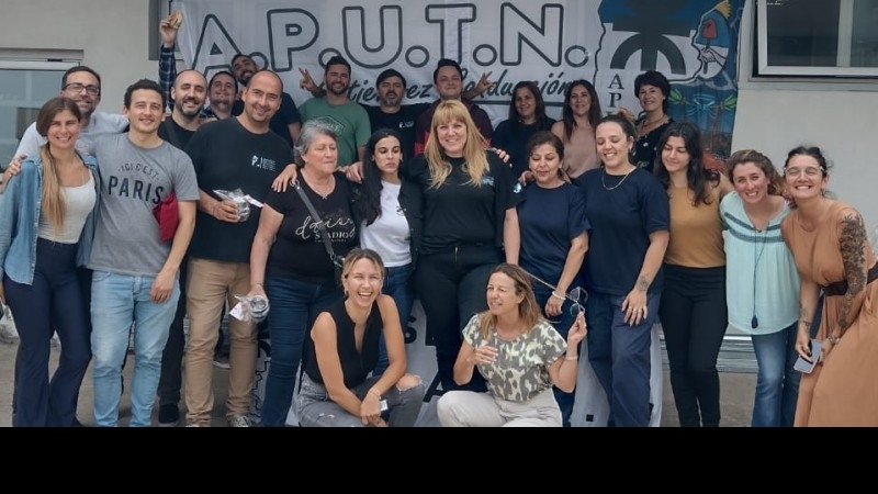 Festejo por el Día del Nodocente en Facultad Regional Mar del Plata 