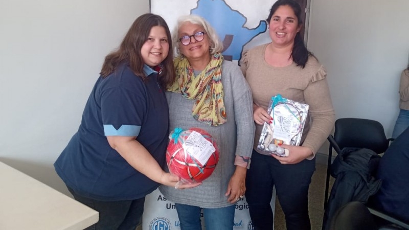 Asamblea Nodocente y entrega de presentes por el Día del Niño en la Facultad Regional Rafaela
