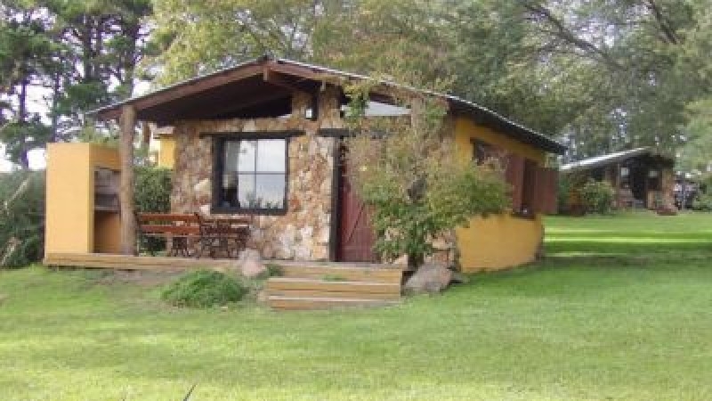 Tandil, Provincia de Buenos Aires. Cabañas Roca Descanso