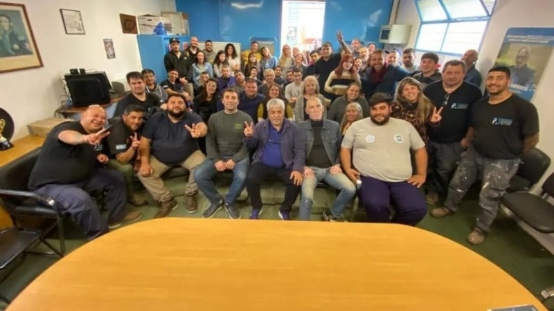 Asamblea Nodocente de base en la Facultad Regional La Plata