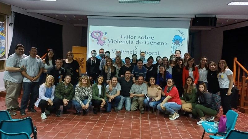 Taller sobre Violencia de Género y Laboral en Facultad Regional San Francisco 