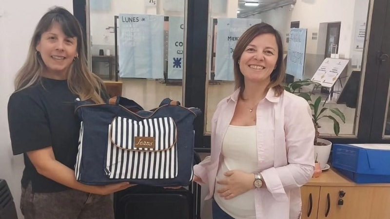 Entrega del subsidio por nacimiento en la Facultad Regional La Plata