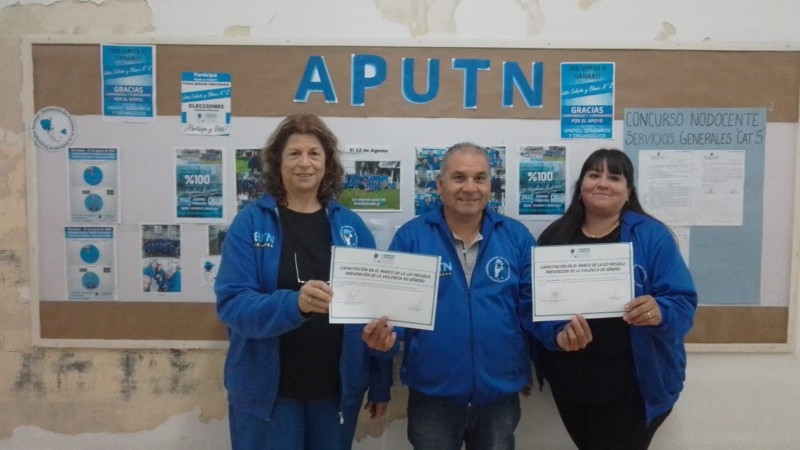 Entrega de certificados en la Facultad Regional Avellaneda - Capacitación Ley Micaela -