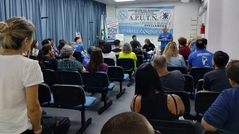 Entrega de Escolaridad  2024 en la Facultad Regional Avellaneda