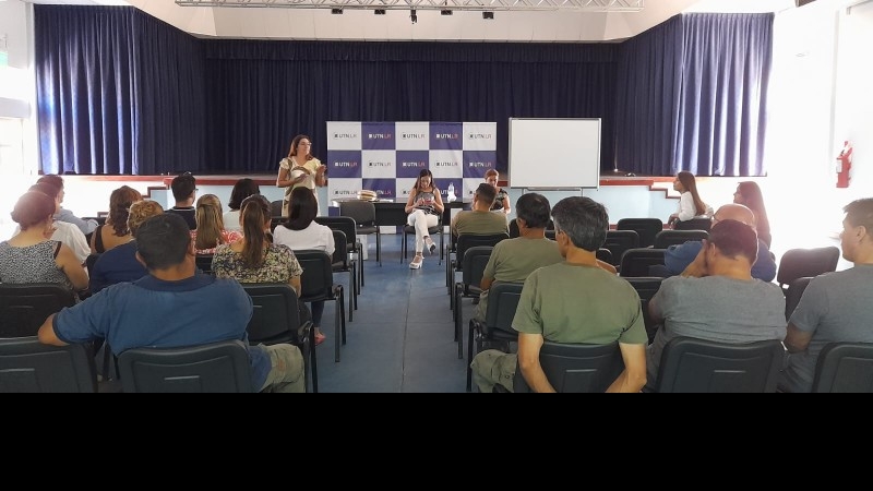 Asamblea Nodocente en la Facultad Regional La Rioja